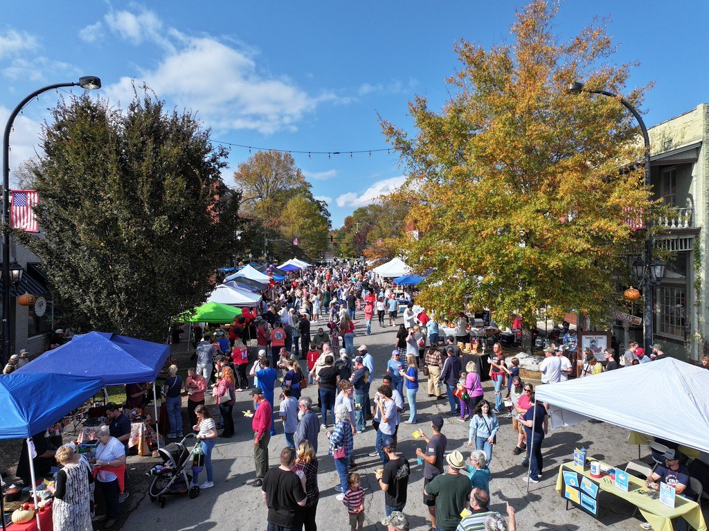More Than a Place to Live: Festivals, Farmers Markets & Live Music Around Chattanooga and North Georgia