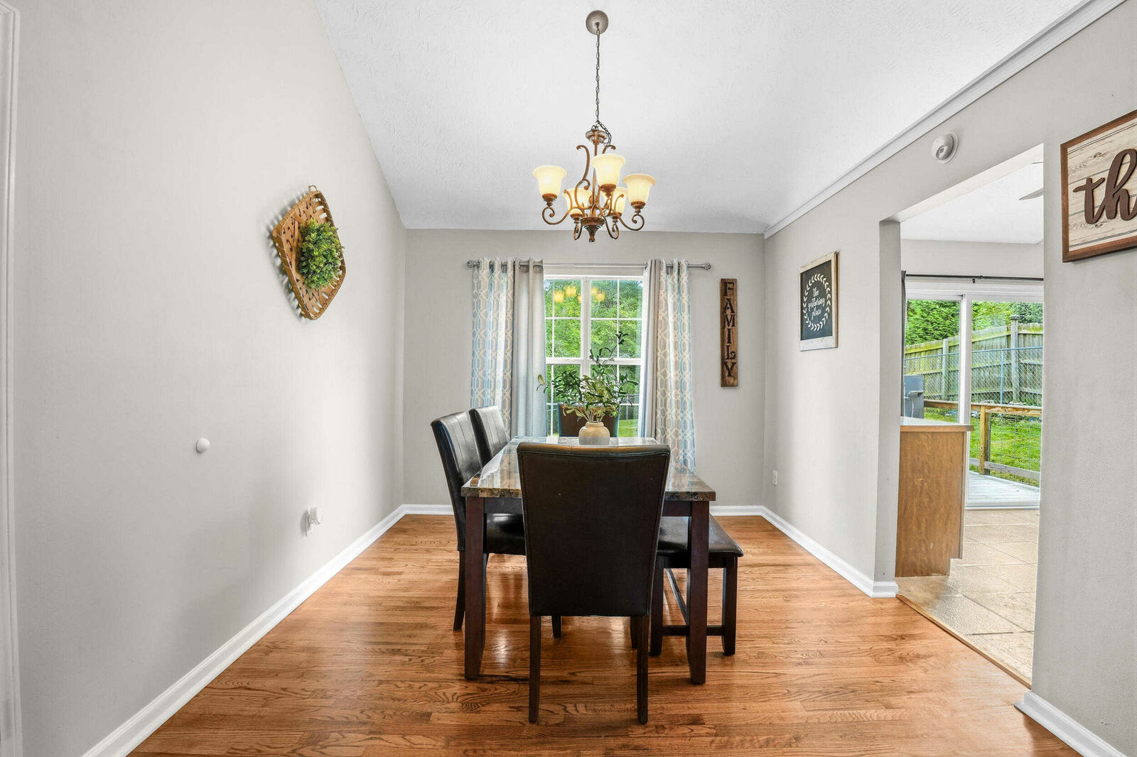 226 Crestwood Drive - Photo 7