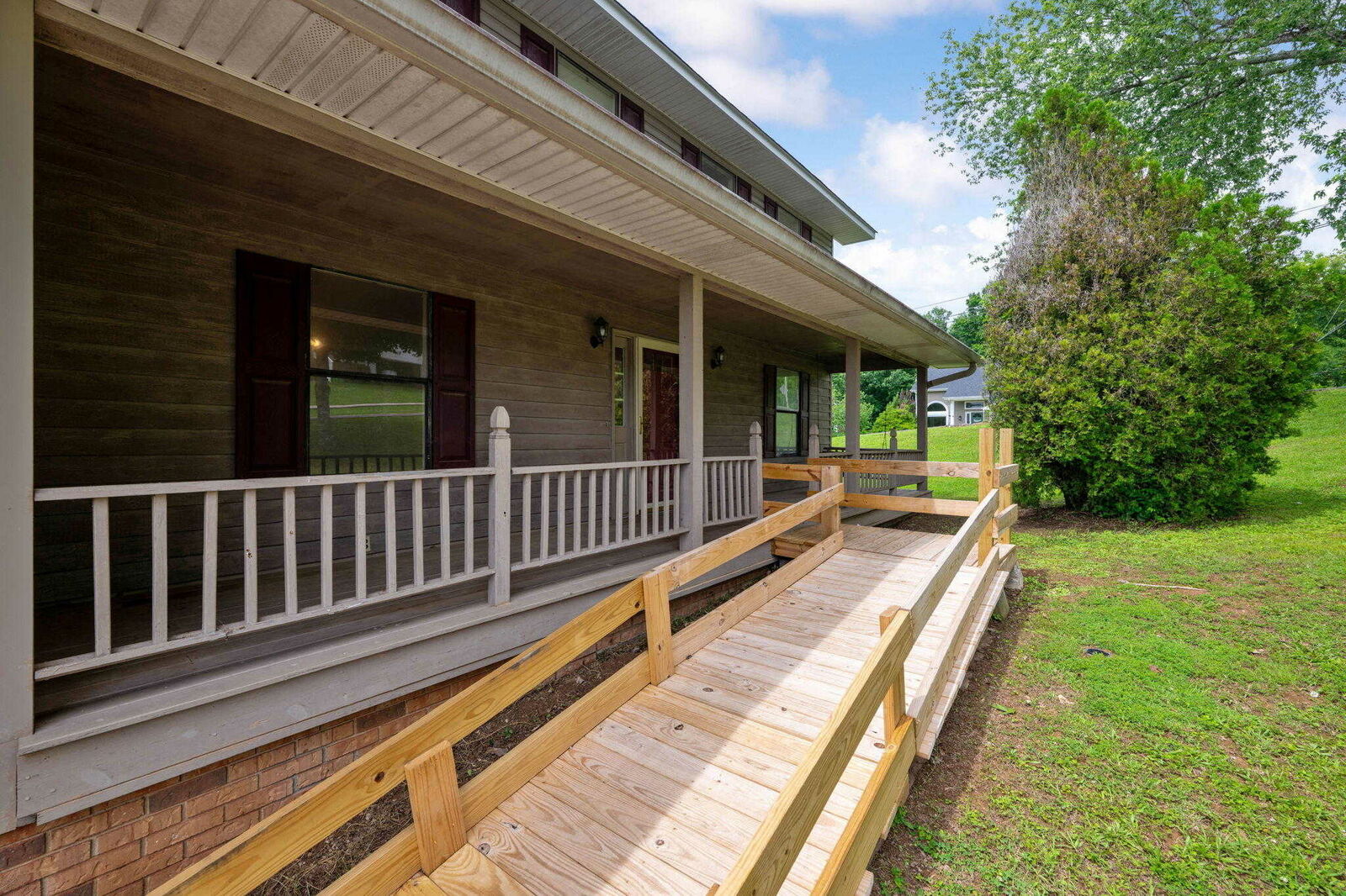 5642 Tucker Road - Photo 4
